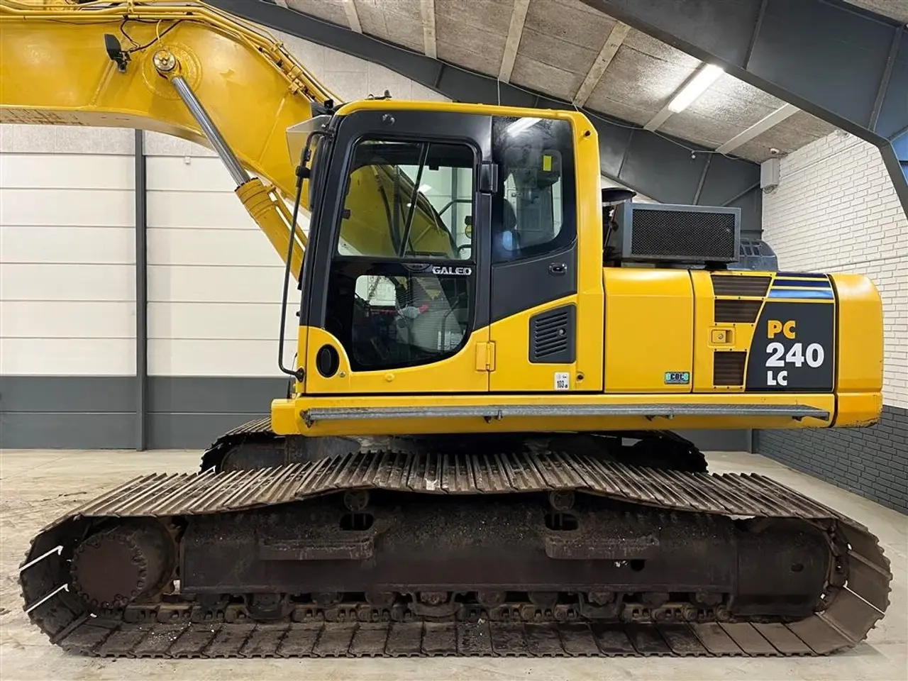 Billede 4 - Komatsu PC240 LC-8 1000 timer. siden ny undervogn