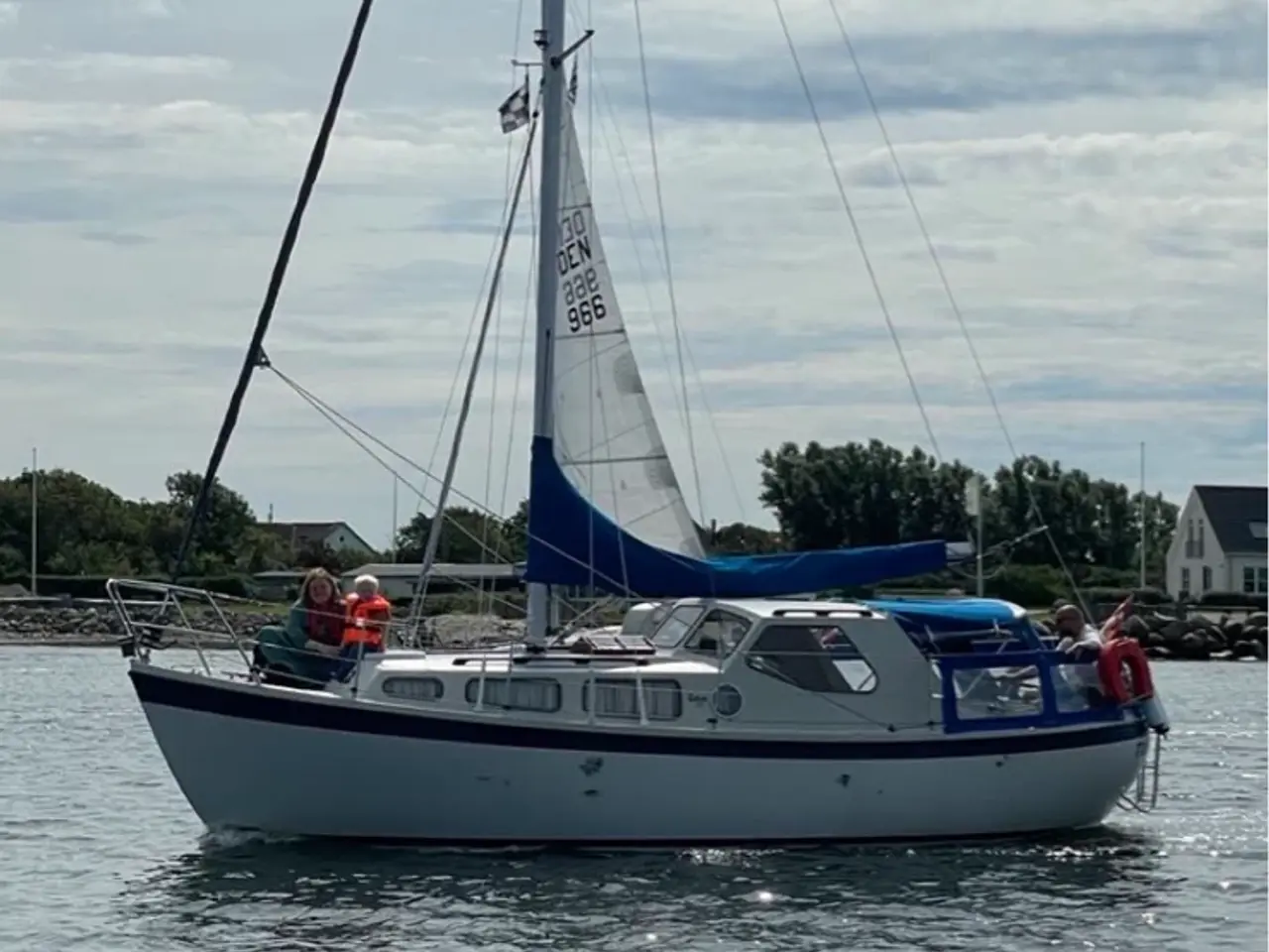 Billede 2 - Velholdt LM 27 til salg