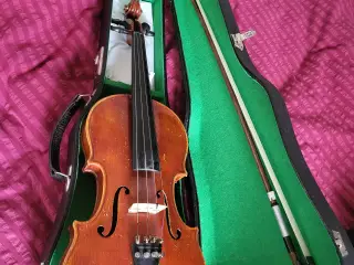 Brugt violin sælges