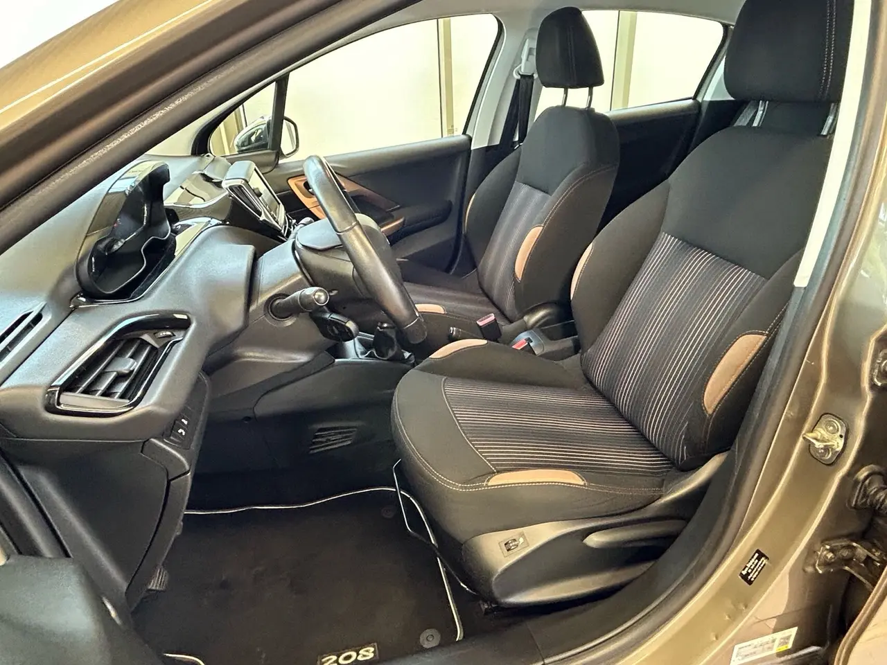 Billede 9 - Peugeot 208 1,2 VTi Urban 82HK 5d