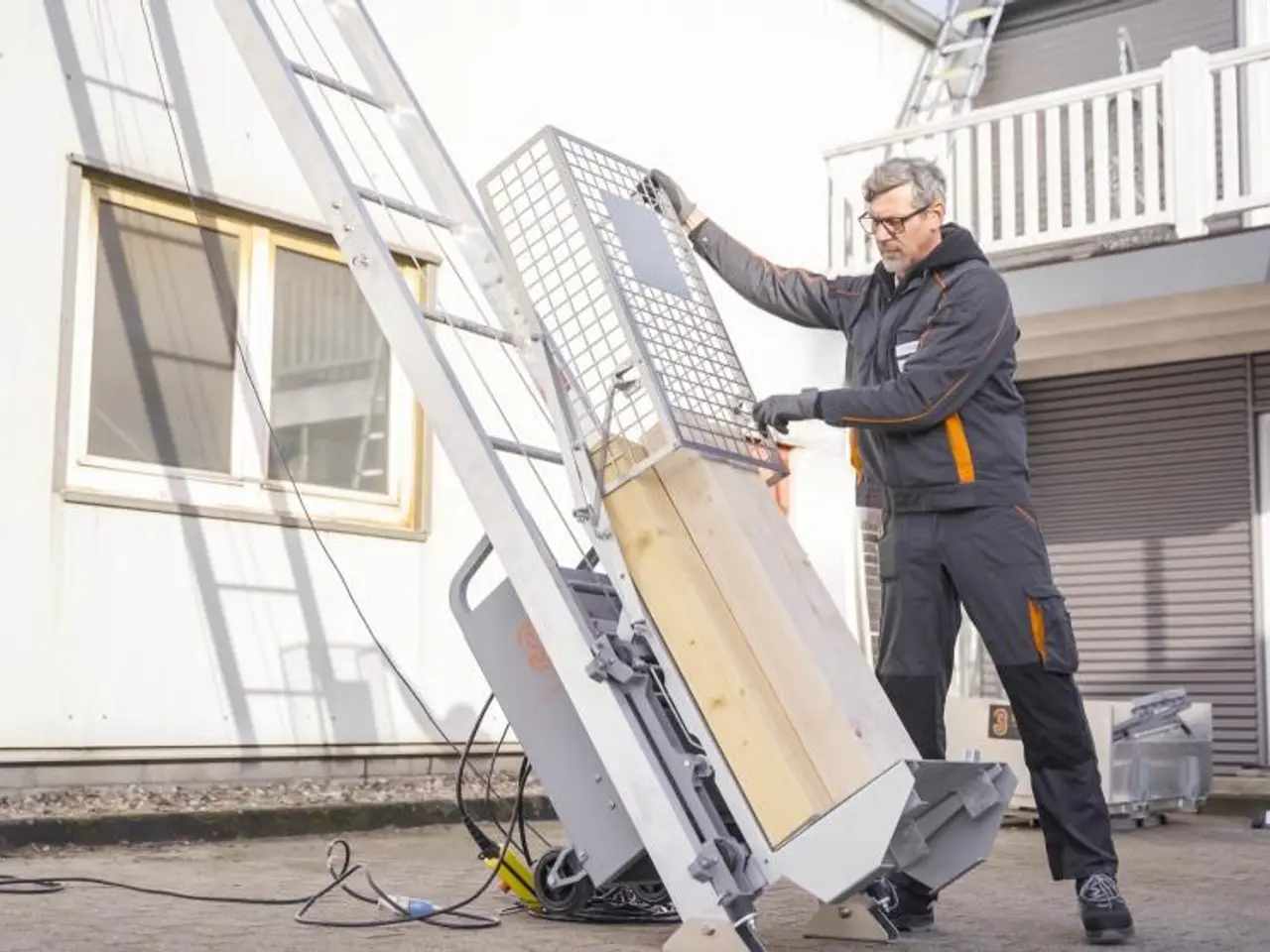 Billede 8 - RoofClimber materialelift – Effektiv materialetransport op til 21 meter