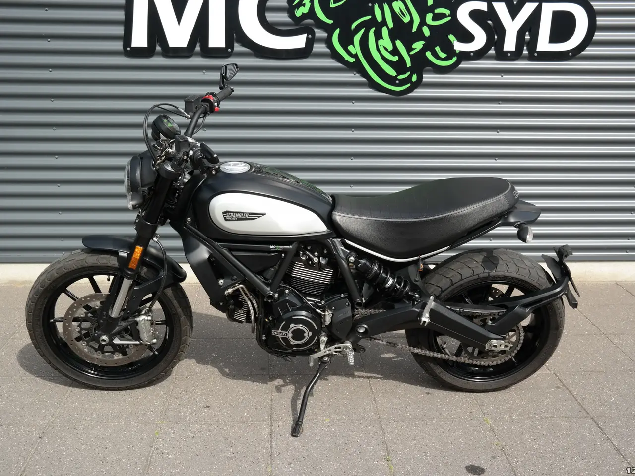 Billede 15 - Ducati Scrambler Icon Dark MC-SYD       BYTTER GERNE