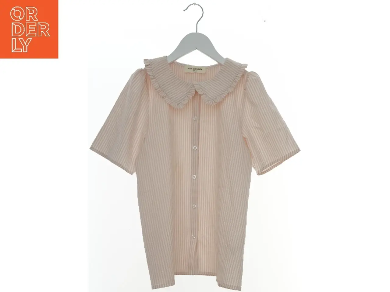 Billede 1 - Lyserød stribet bluse med krave fra Sofie Schnoor (str. 152)
