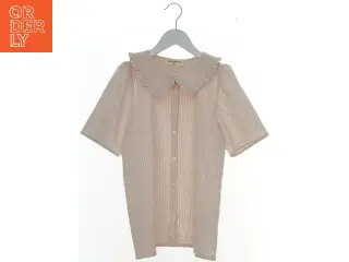 Lyserød stribet bluse med krave fra Sofie Schnoor (str. 152)