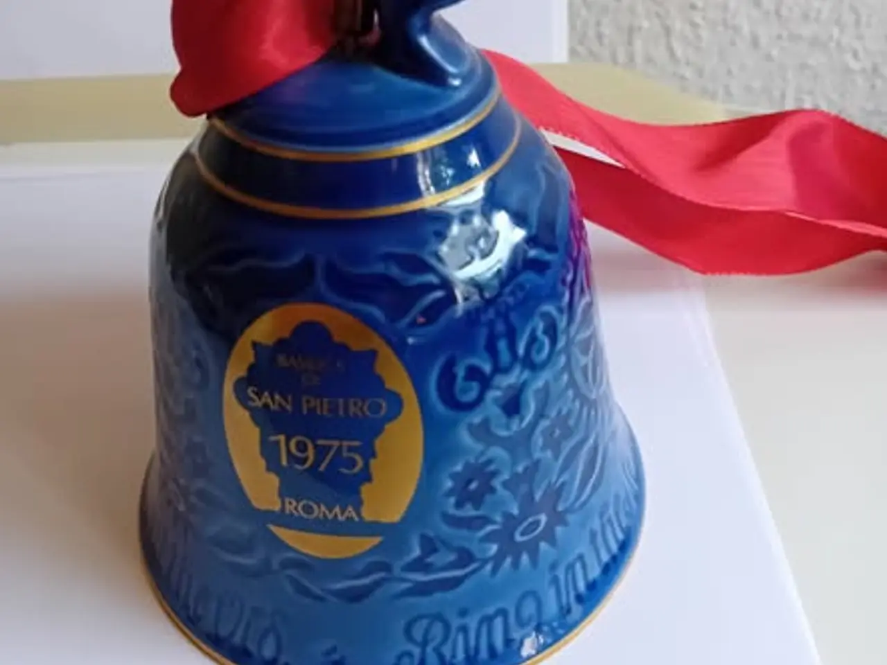Billede 1 - B & G juleklokke  årg 1975