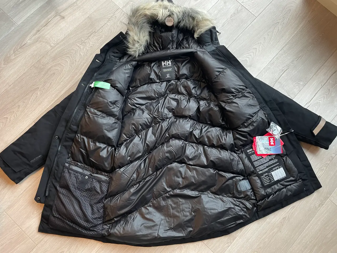 Billede 4 - Helly Hansen Women's Fairbanks Parka Vinterjakke!