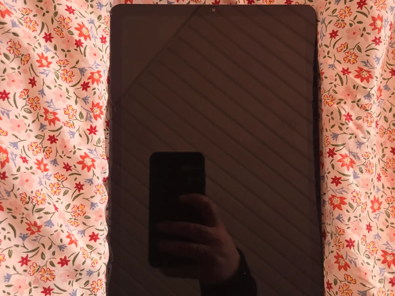 Billede 1 - Sælger min næsten nye tablet da jeg ikke får den b