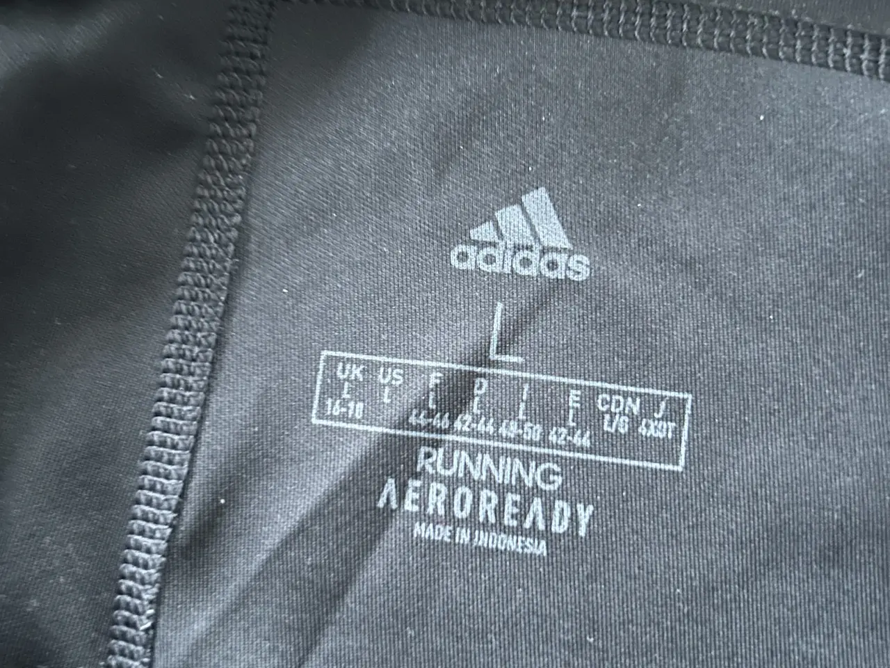 Billede 4 - Adidas løbebukser str L 