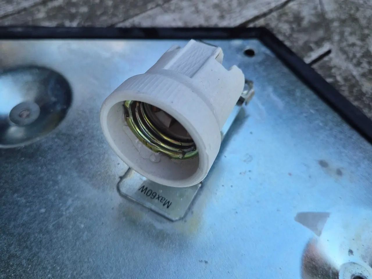 Billede 17 - Sekskantet plafond med gule glas 
