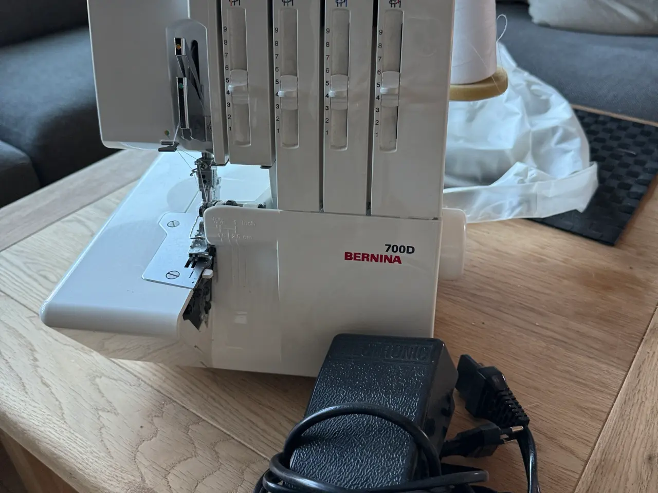 Billede 2 - Bernina 700d overlocker