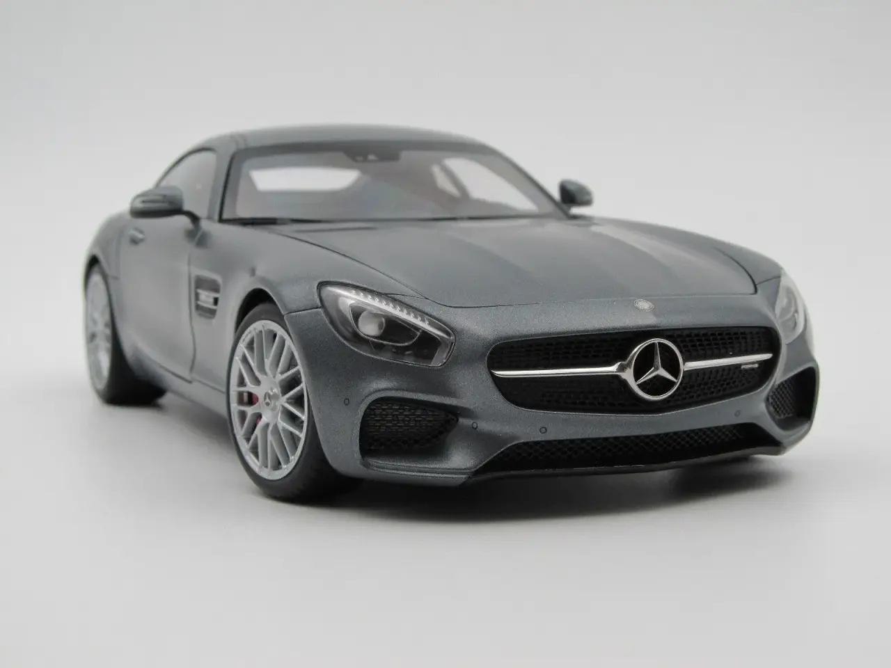 Billede 7 - 2015 Mercedes-AMG GT S - AUTOart - 1:18