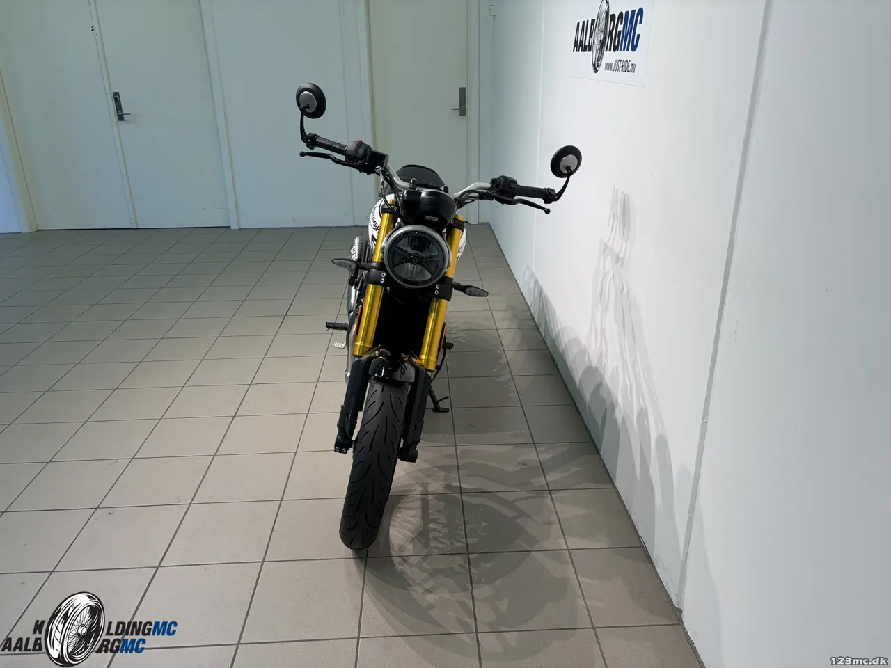 Billede 7 - Triumph Speed 400 Pearl Met White/Phantom Black