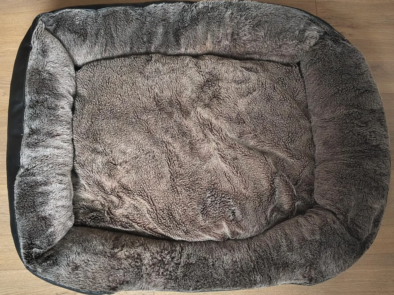 Billede 1 - EKSKLUSIV HUNDESENG 80X100 CM, SOM NY