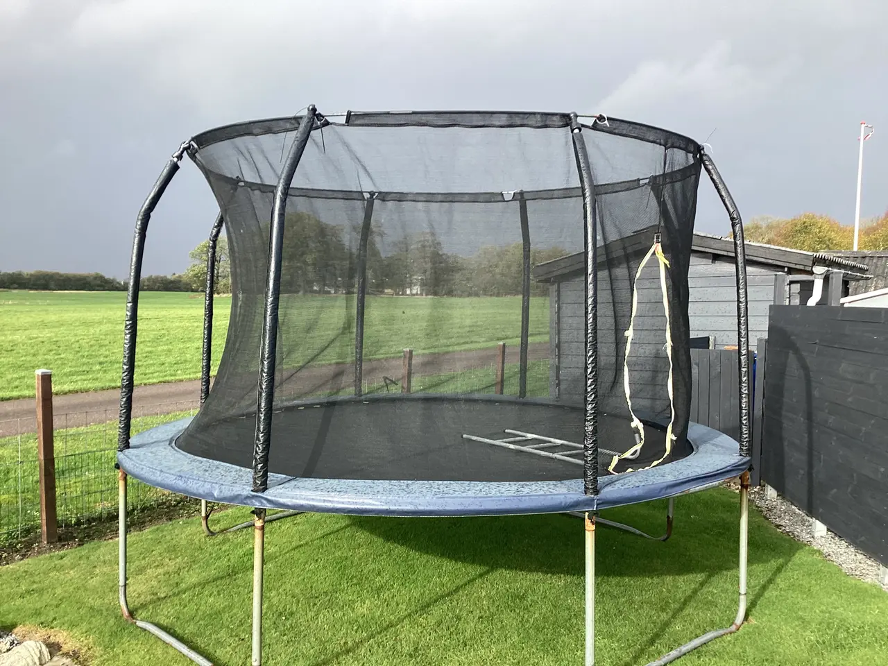 Billede 2 - Trampolin