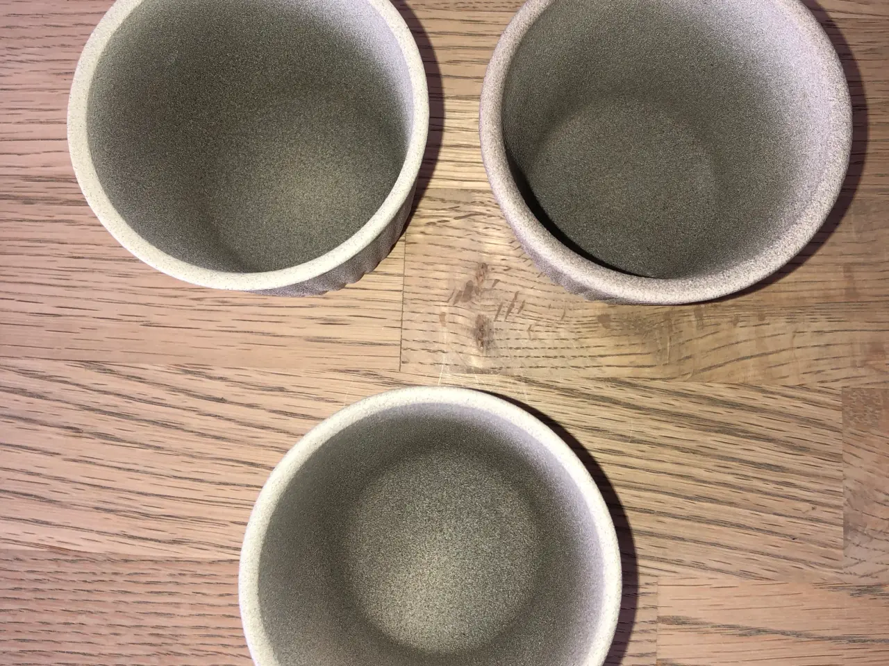 Billede 3 - 3 små urtepotteskjulere i natursten