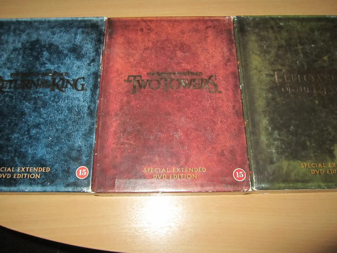 Billede 3 - BYD. THE LORD OF THE RINGS. 3 x BOKSE.
