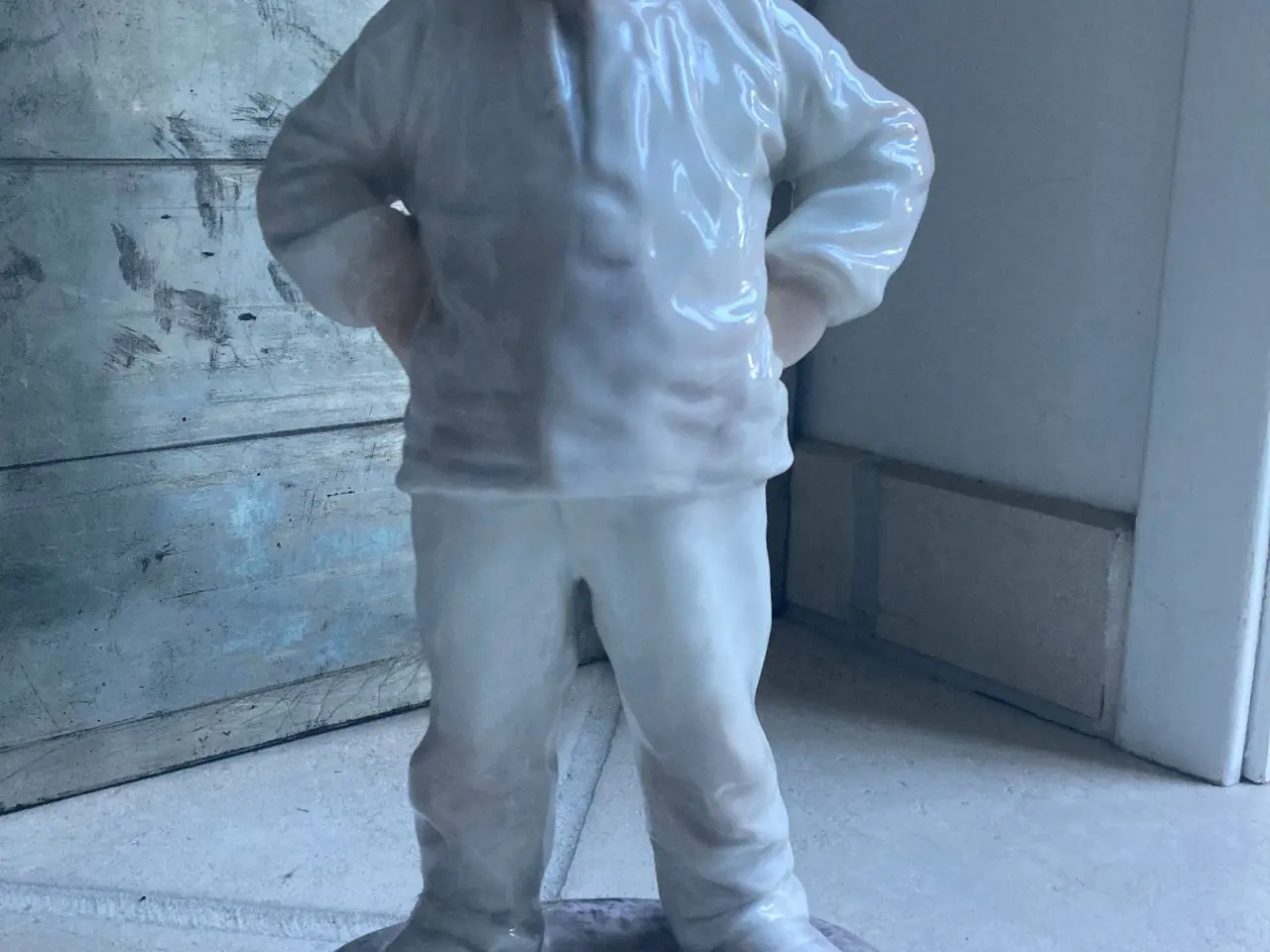 Billede 1 - Bing og Grøndahl murer figur