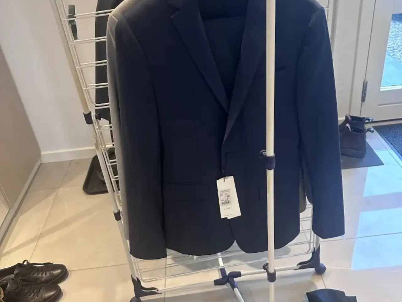Billede 1 - Calvin Klein blazer og bukser