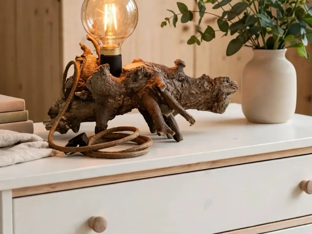 Billede 1 - Bordlampe af Drivtømmer