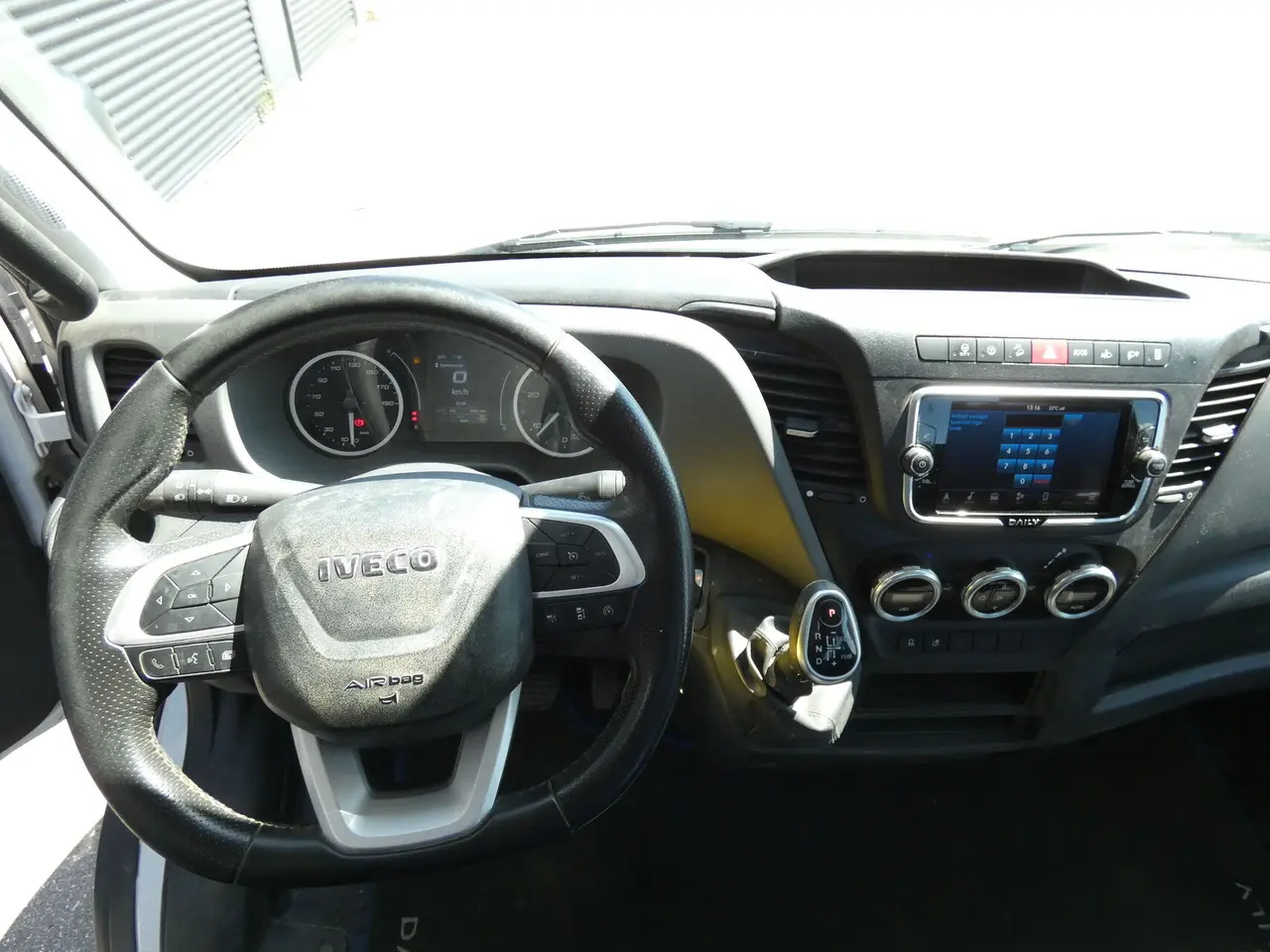 Billede 9 - Iveco Daily 35S18 4100mm 3,0 D 180HK Van 8g Aut.
