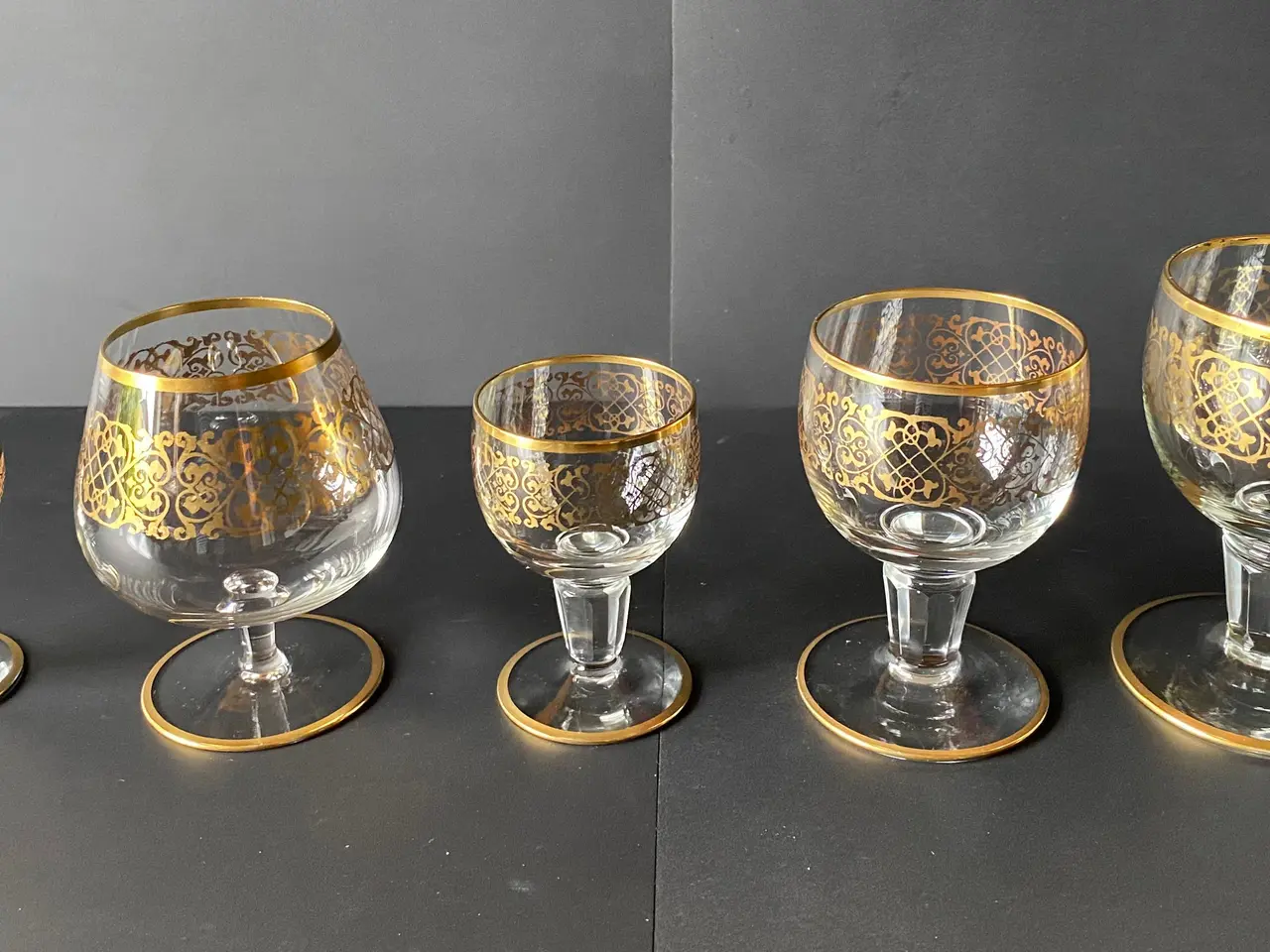 Billede 9 - Glas m/ guldkant og guldmønster