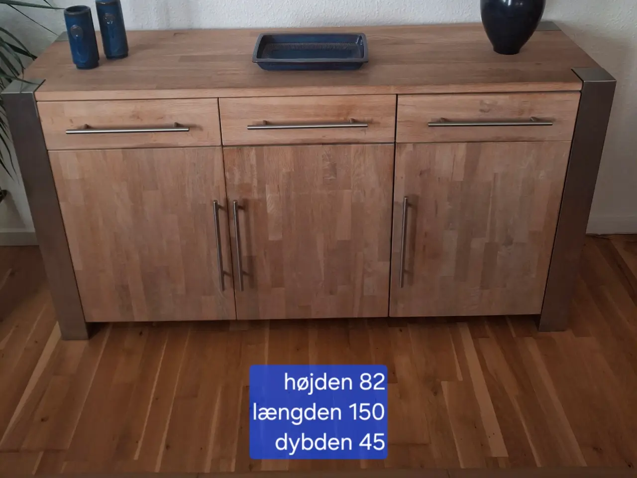 Billede 1 - Egetræs skænk