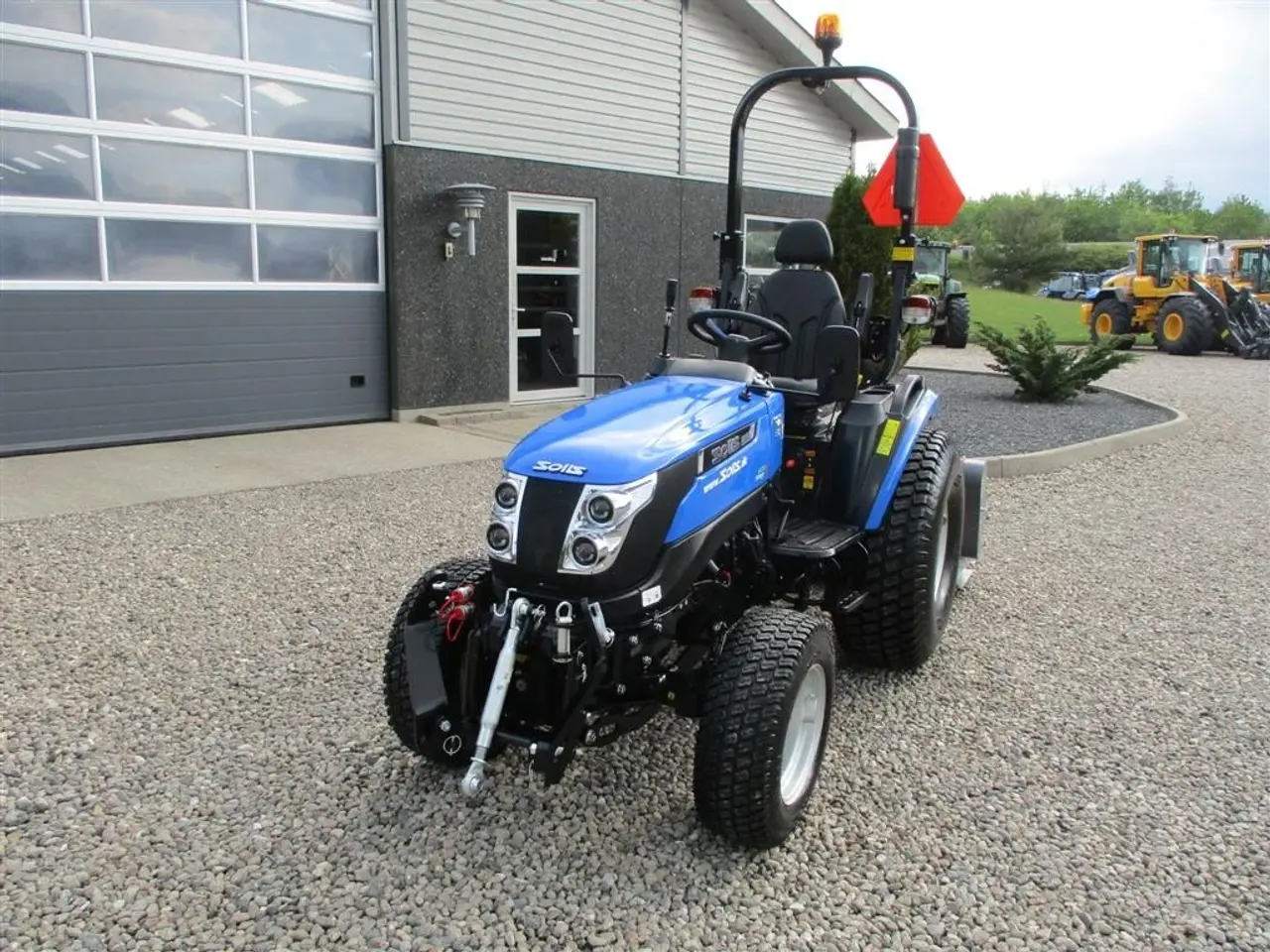 Billede 10 - Solis 26 HST med Frontlift & FrontPTO