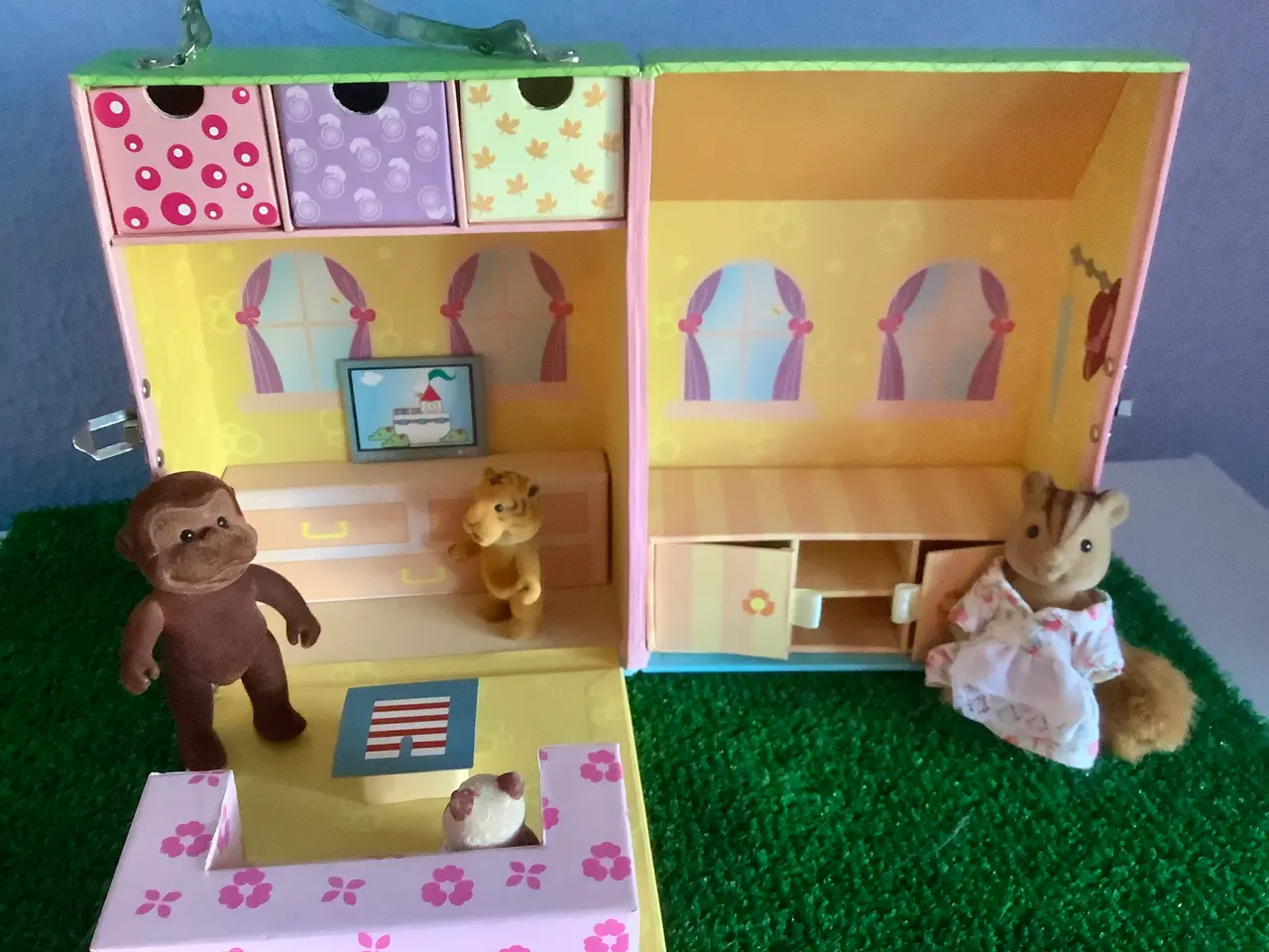Billede 2 - Sylvanian Families med Medusa hus.