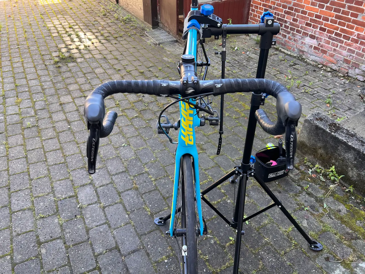 Billede 1 - Giant racercykel 56 cm 28"/700c blå/sort unisex