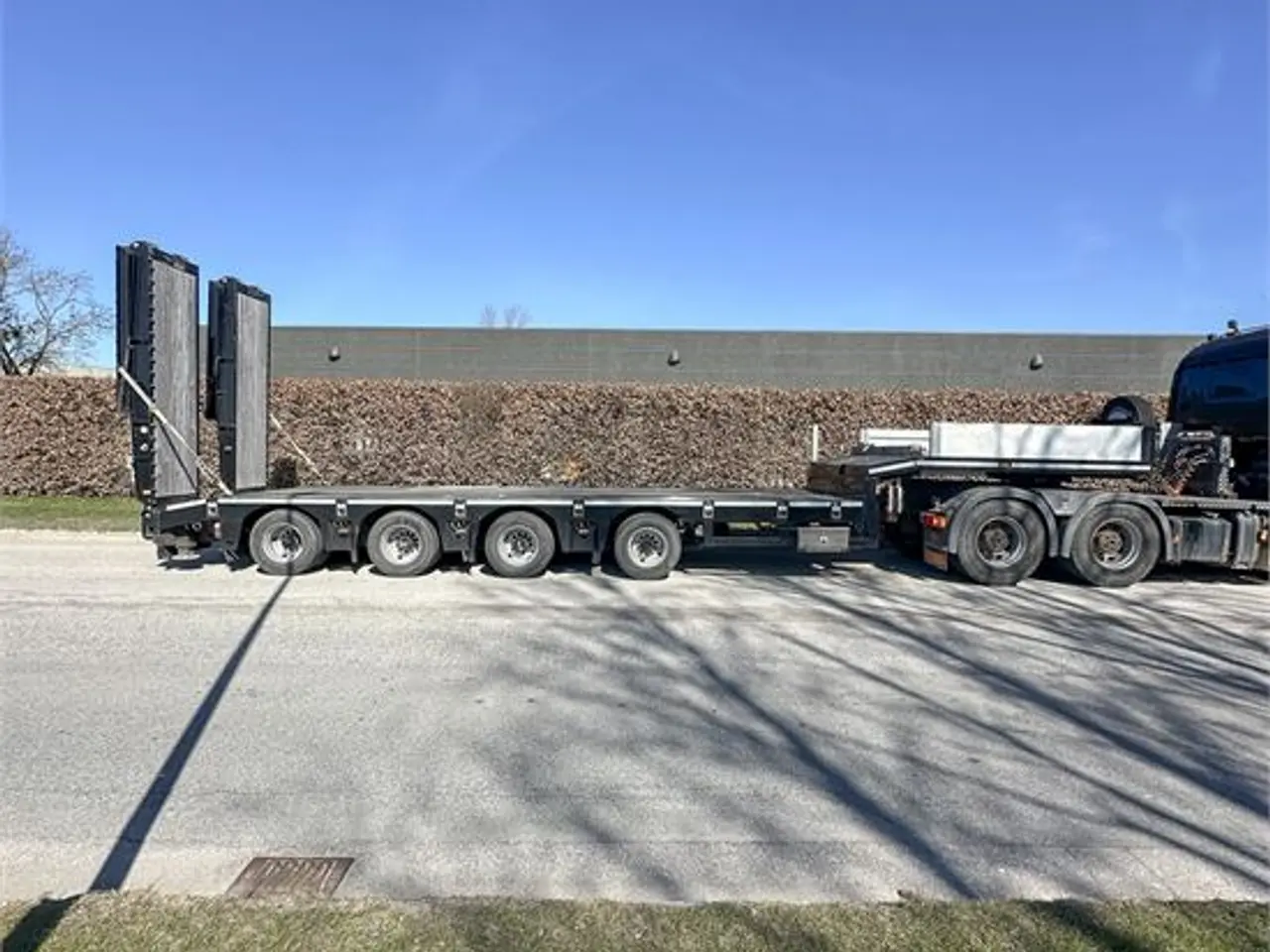 Billede 12 - Broshuis 4 ABSD - Only 2000 km - Truck+flat bed+container trailer w/crane