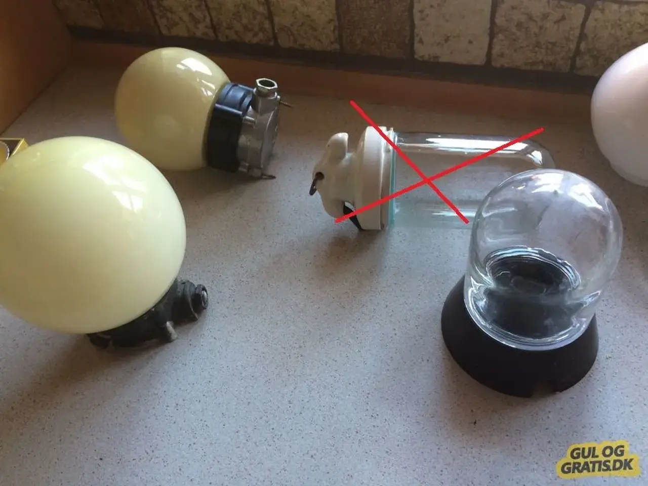 Billede 2 - Gamle  loftlamper