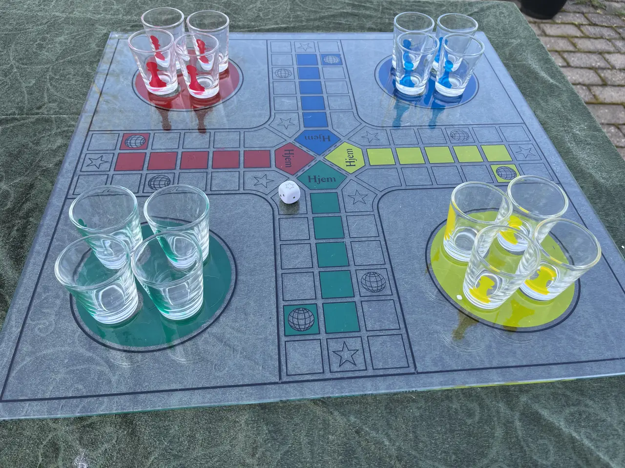 Billede 1 - Ludo spil med shotsglas