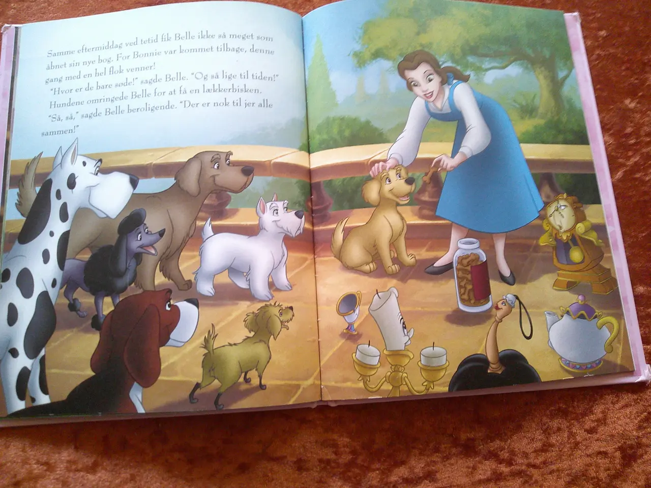 Billede 2 - Belle får besøg, Disney