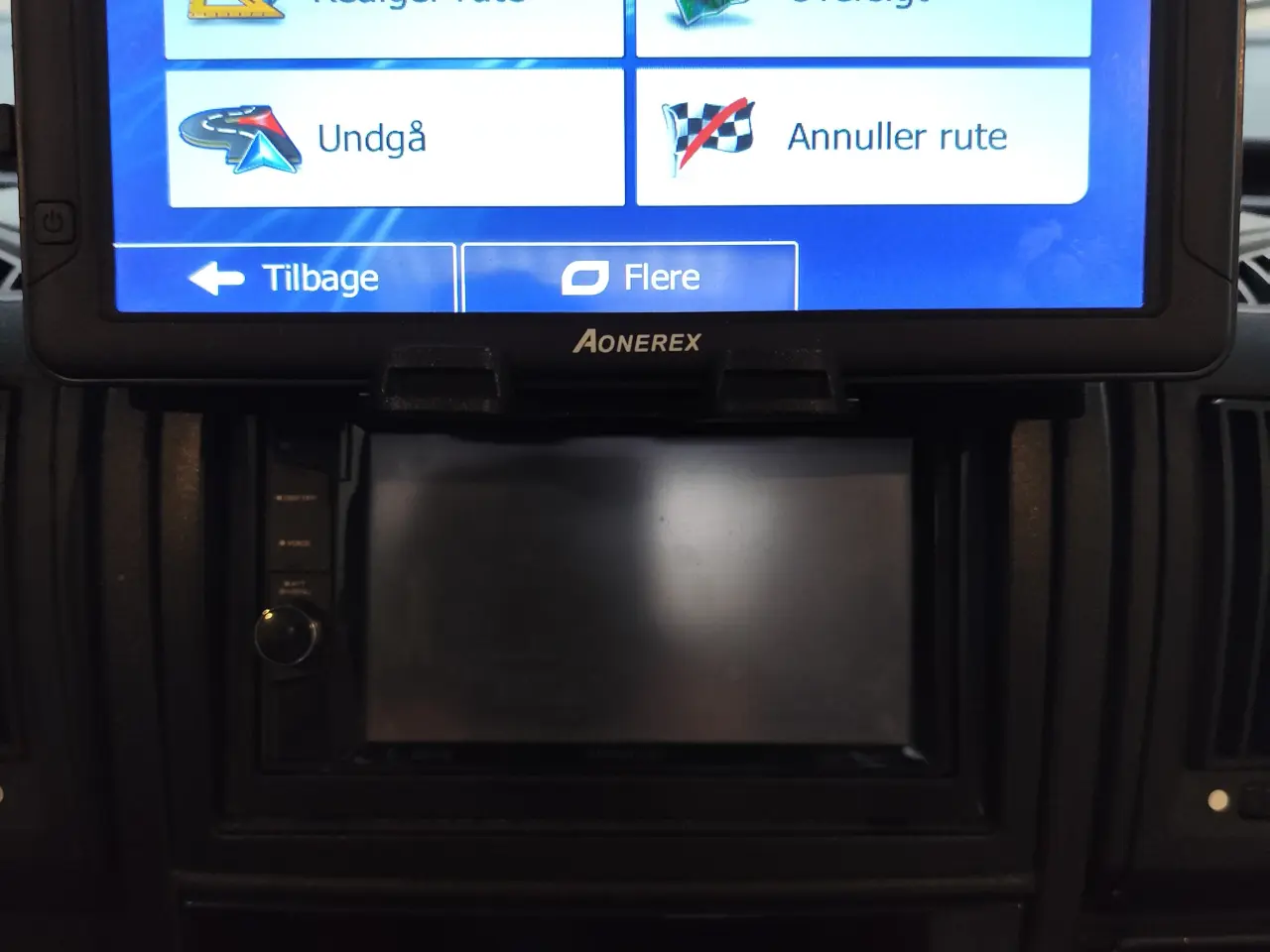Billede 3 - 9" gps navigation 300 KR.