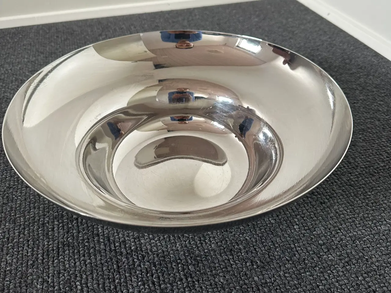 Billede 1 - Sælges Georg Jensen salatskål.