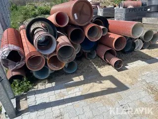 Pvc og kloakrør 33 styk