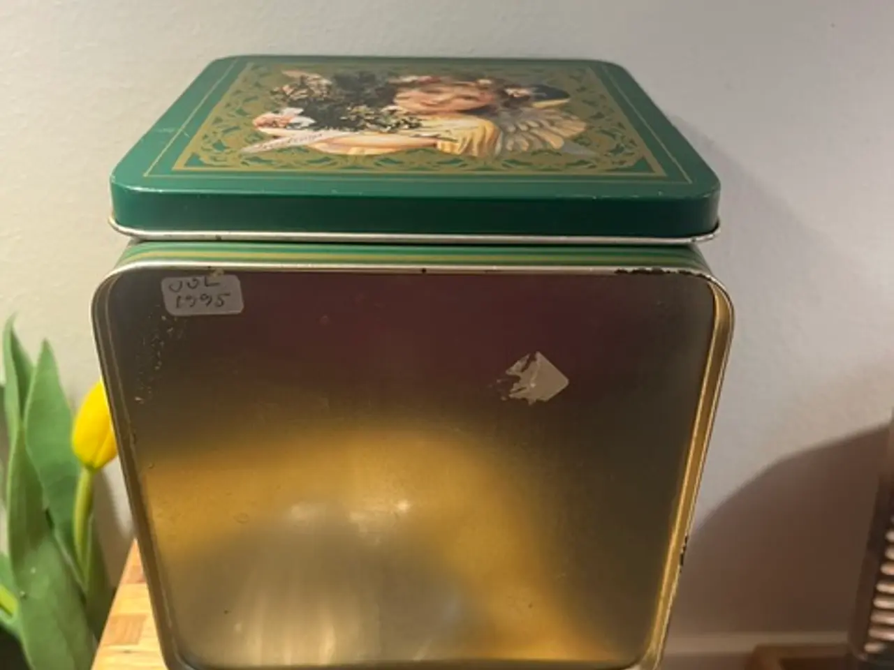 Billede 3 - Vintage Enesco metaldåse m/victoriansk englemotiv
