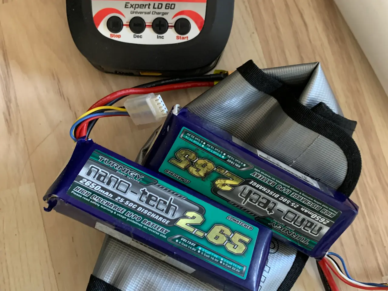 Billede 3 - Modelfly sælges 2800 kr