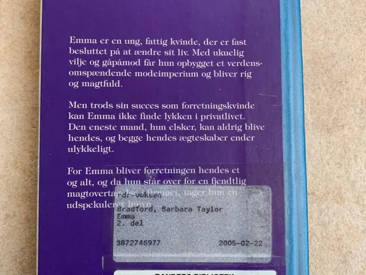 Billede 2 - Emma del 2 bog