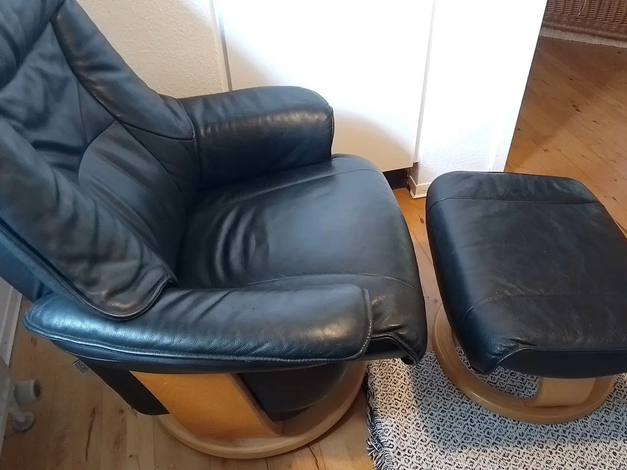Billede 5 - Hjort Knudsen relax/luxus gamer-lænestol+skammel