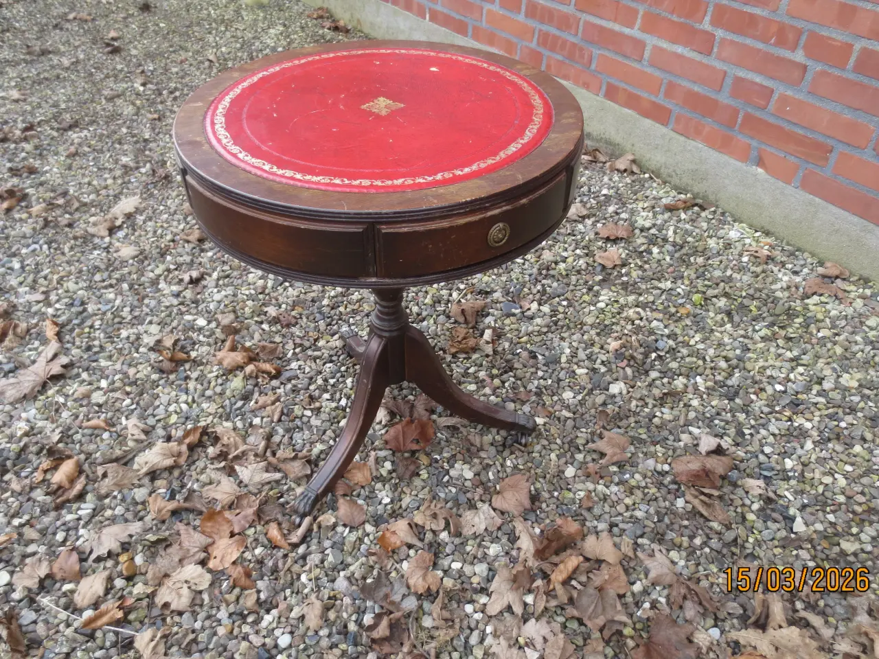 Billede 1 - 1 stk Rund Sidebord med 3 skuffer