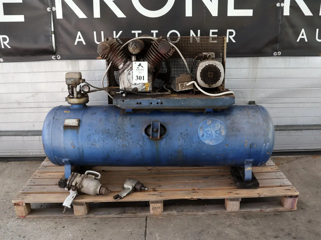 Billede 1 -  Stenhøj kompressor, 2 cylinder, 300L tank