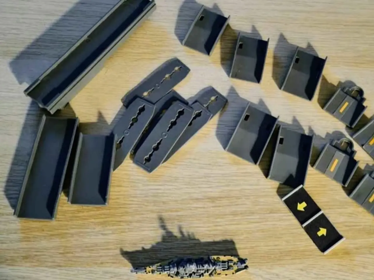 Billede 2 - Micro Machines Battle Ship plus ekstra vejbaner