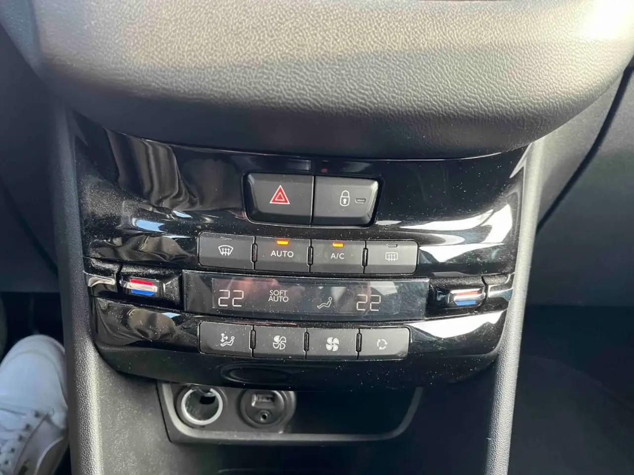 Billede 8 - PEUGEOT 208 til salg