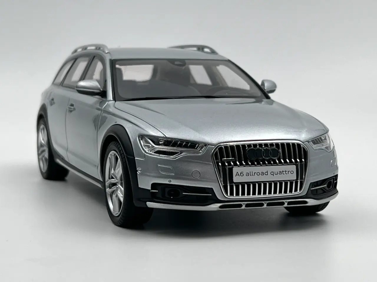 Billede 8 - 2015 Audi A6 Allroad 1:18