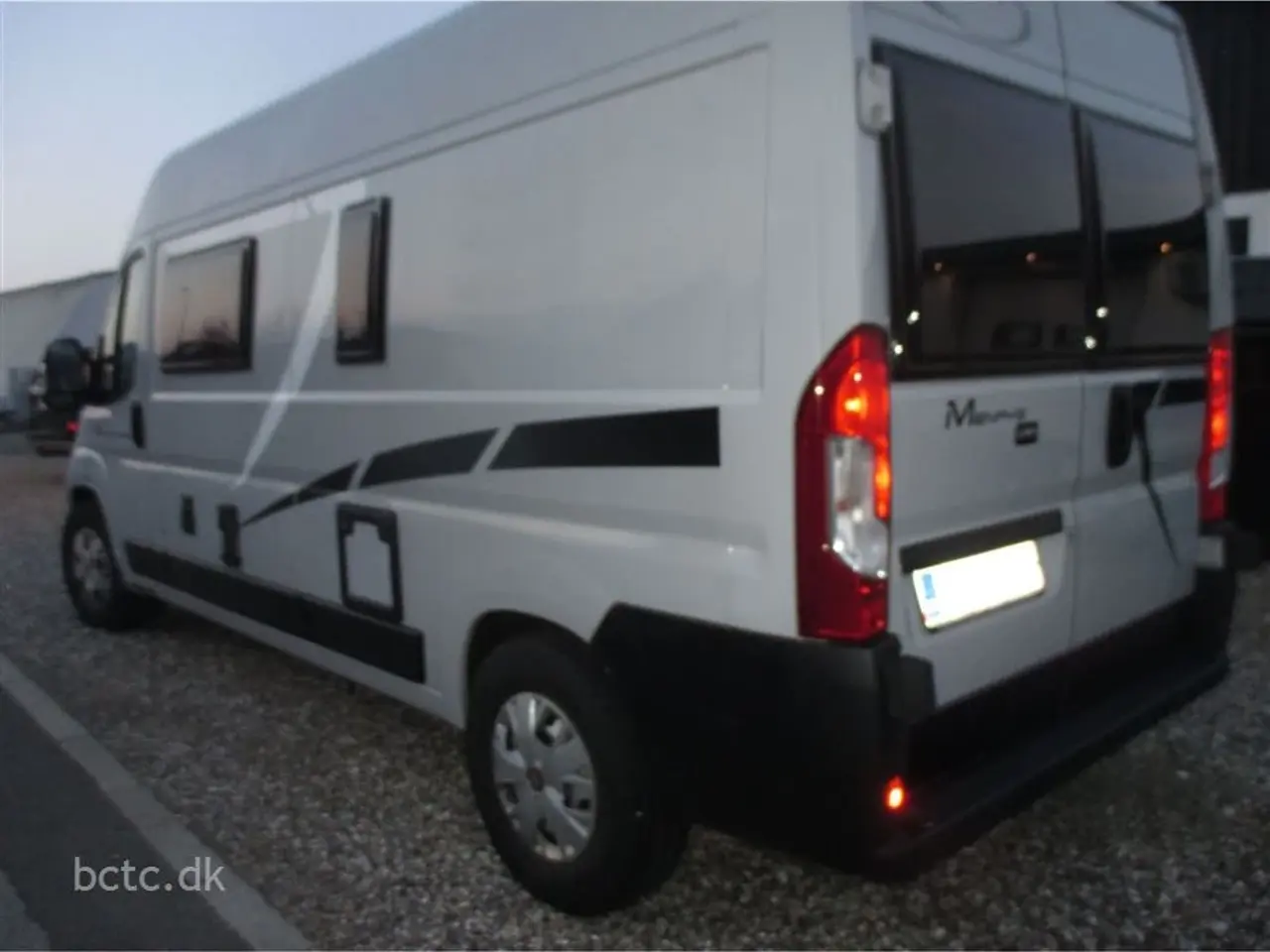 Billede 4 - 2024 - McLouis Menfys Van 03 S-Line