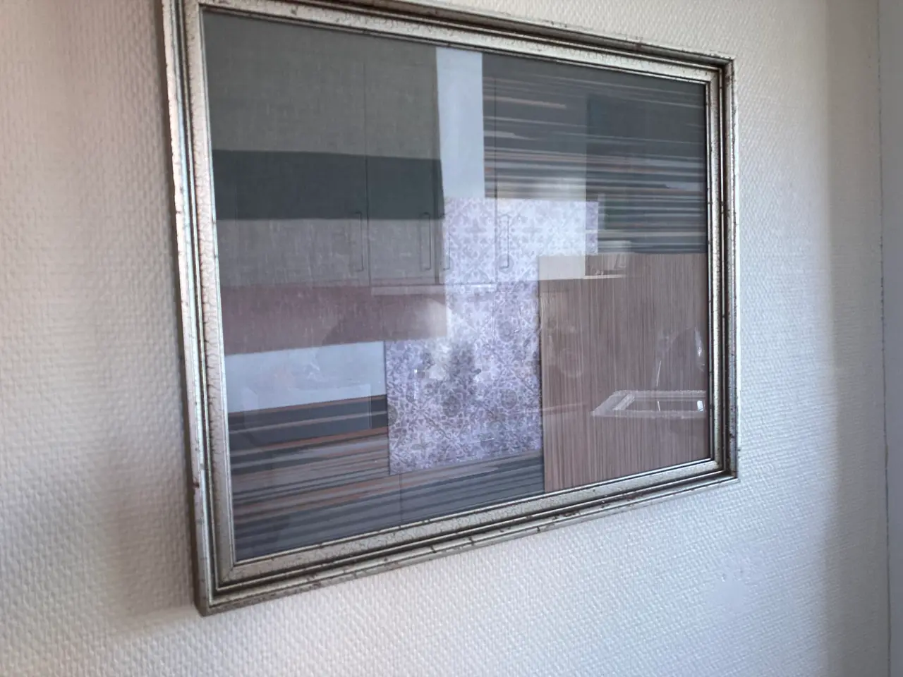 Billede 4 - Indrammet stofcollage købt på bornholm