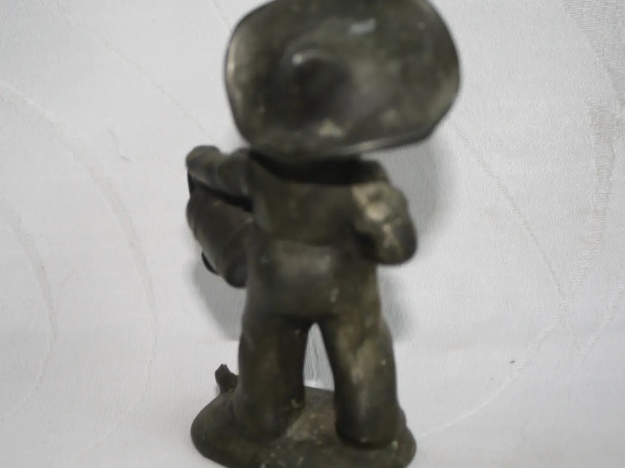 Billede 5 - Bronzefigur, barn med vandkande