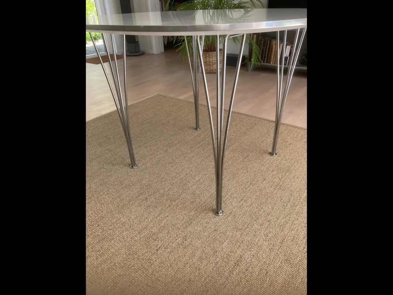 Billede 11 - Spisebord med dannelse