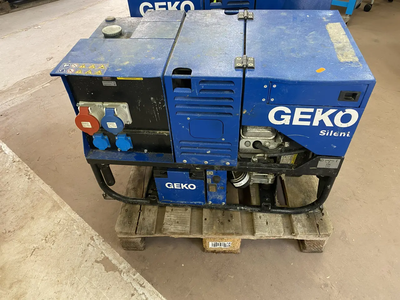 Billede 1 - Benzin Generator GEKO 9001 Silent